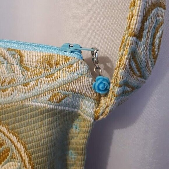 New Coastal Tapestry Sling Crossbody Purse Bag Ivory Sage Blue Boho pouch purse - Picture 5 of 10